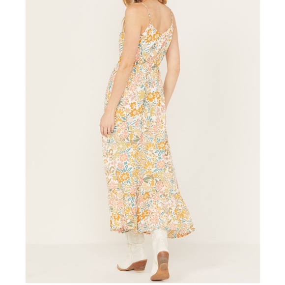 Sadie & Sage Dream On Midi Dress - Picture 2 of 15